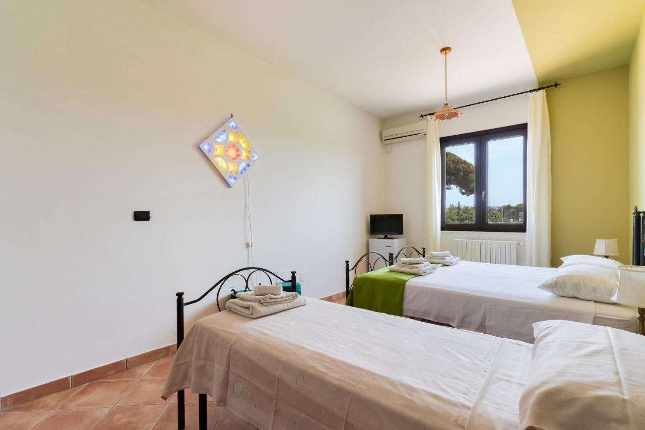 B&B Rosa Dei Venti Parabita Exteriör bild